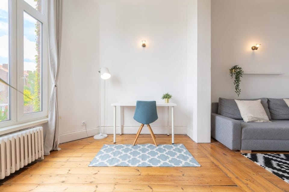 La Madeleine-Beautiful bright two bedroom apart Apartment in Lille