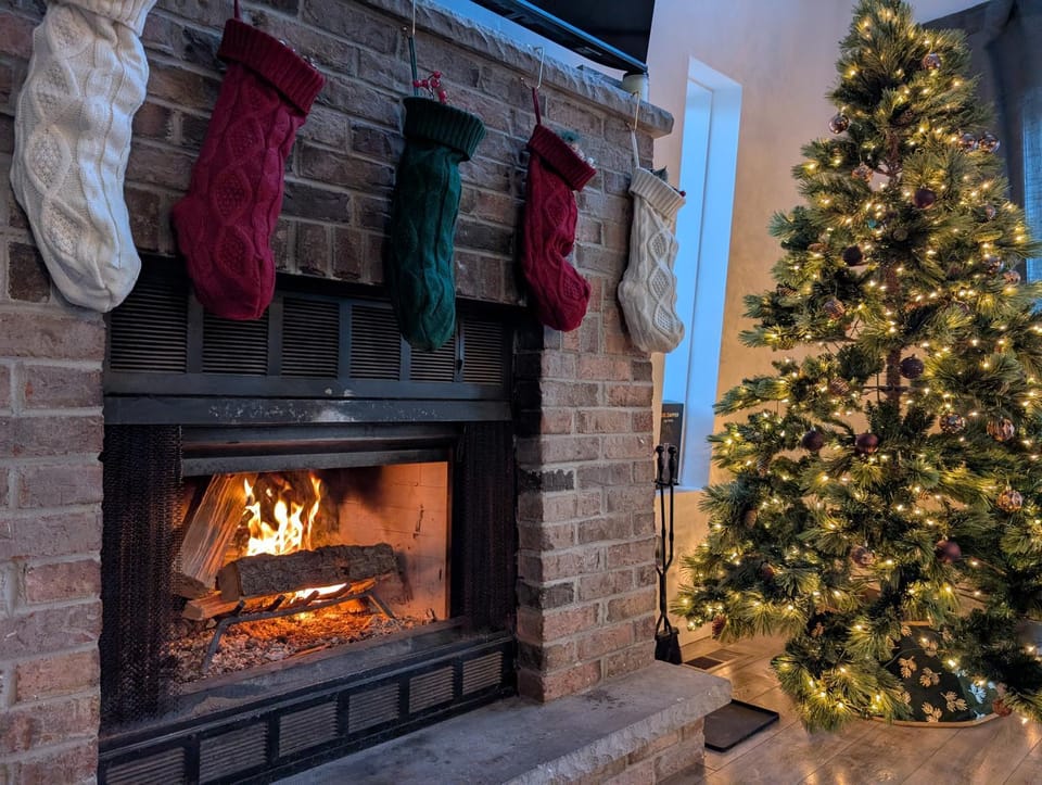 Living room, Decorative detail, fireplace