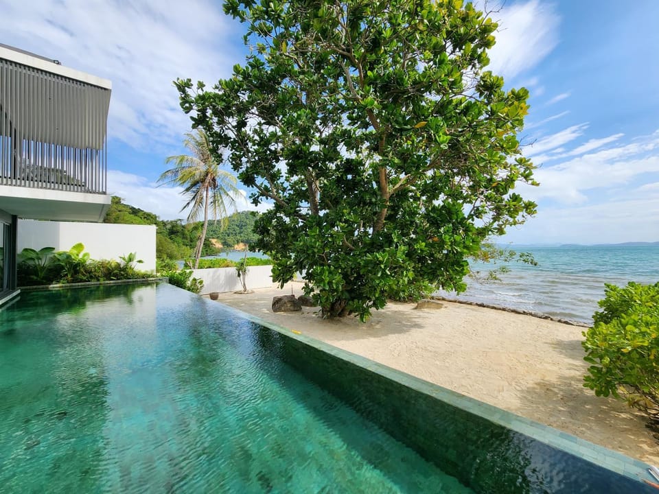 Natural landscape, Beach, Sea view, Swimming pool