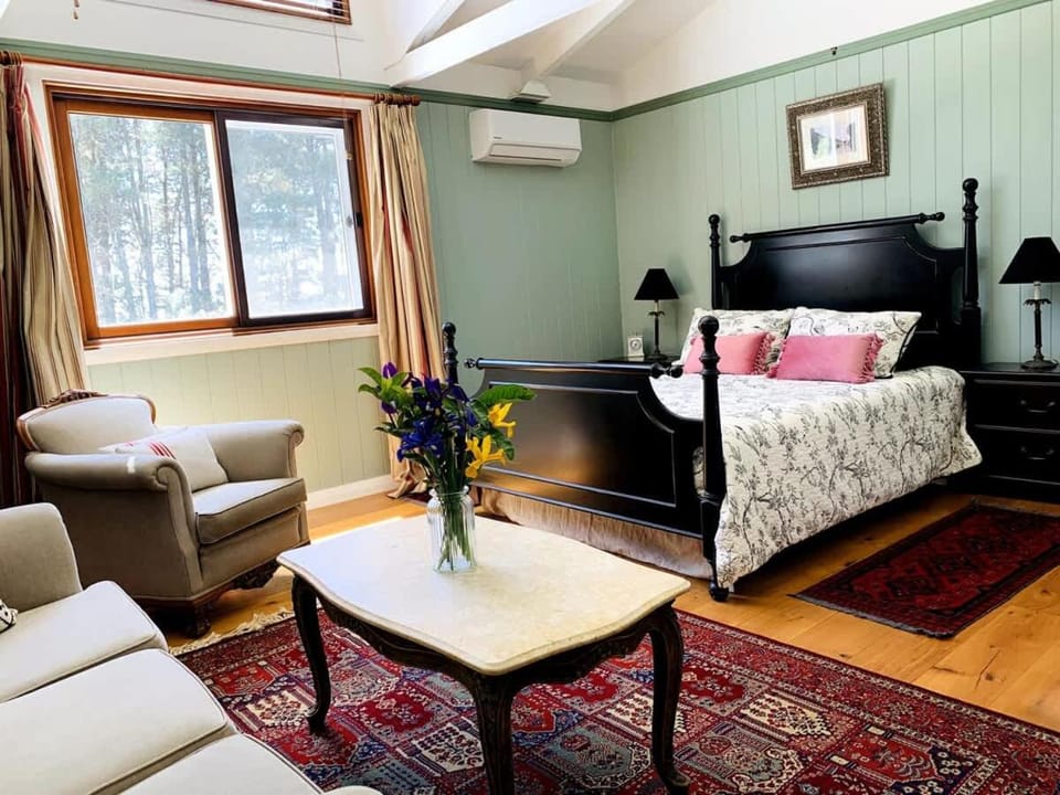 The Grange Berrima - The Ultimate Rural Retreat House in Berrima