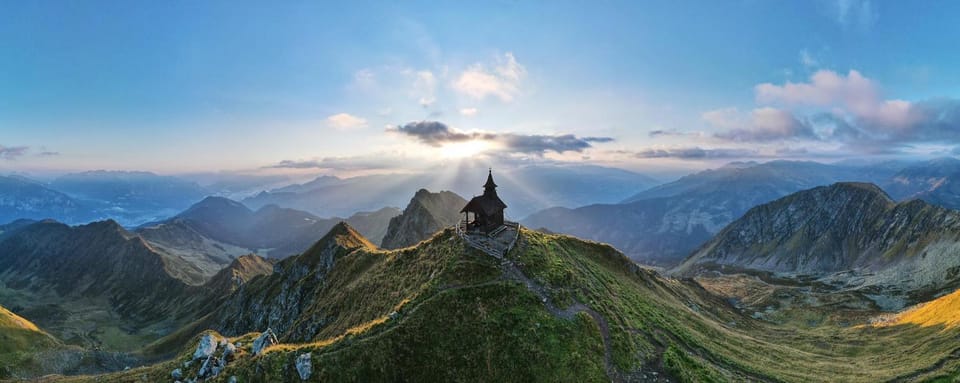 Nearby landmark, Day, Natural landscape, Sunrise