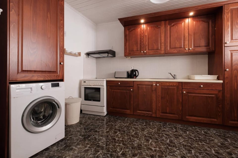Kitchen or kitchenette, pet friendly, washing machine