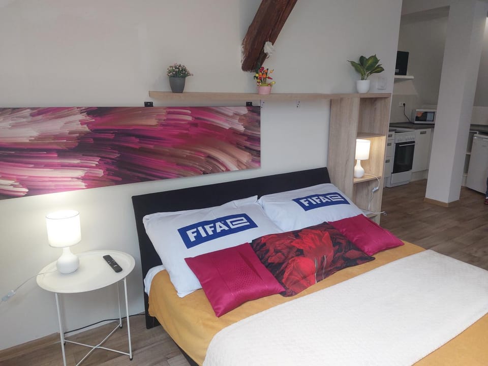 Bed, Bedroom