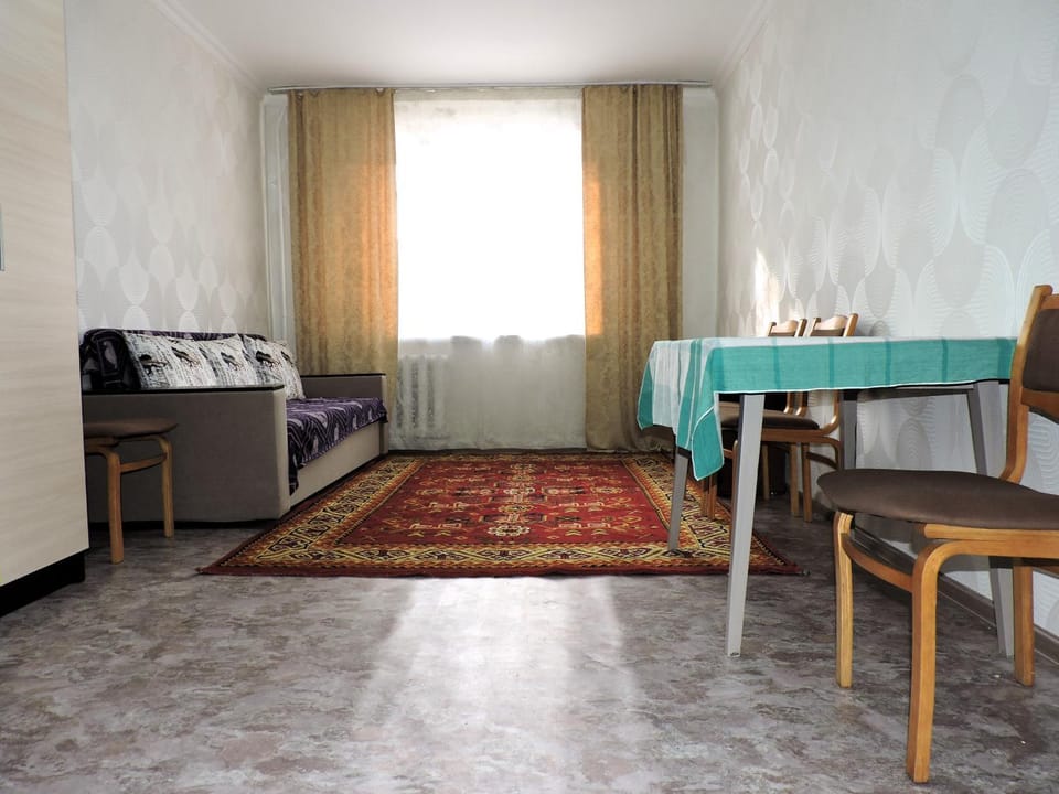 Communal lounge/ TV room, Living room, Seating area, wardrobe