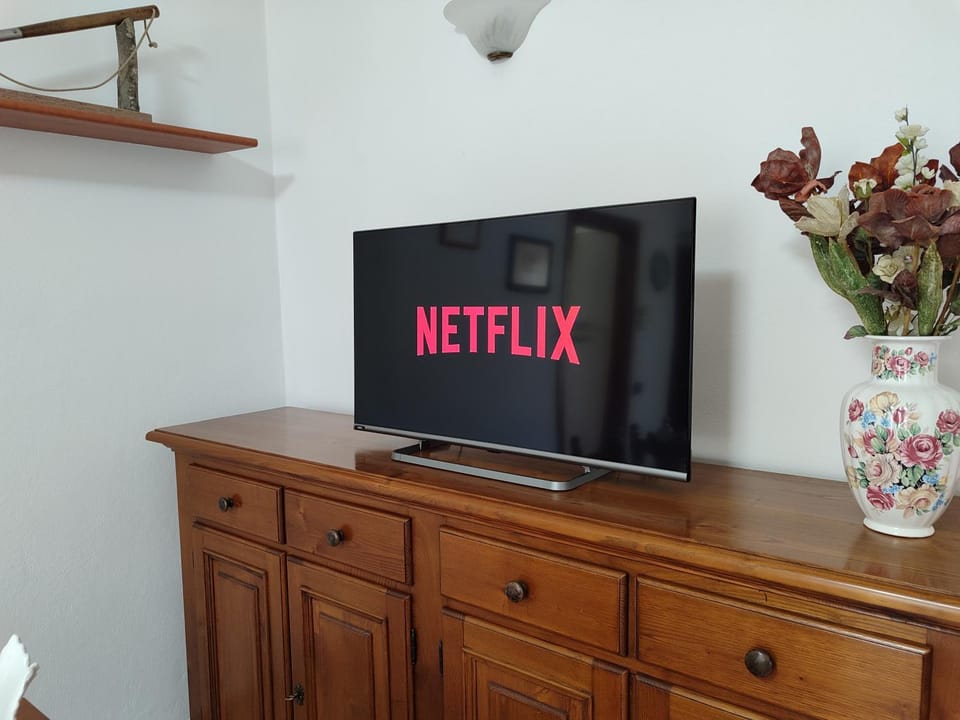 TV and multimedia, Evening entertainment