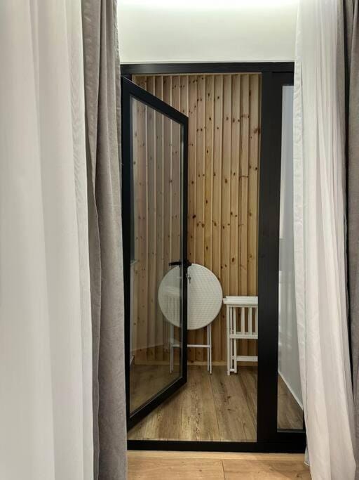 Elegant Studio - Tirana City Center Apartment in Tirana