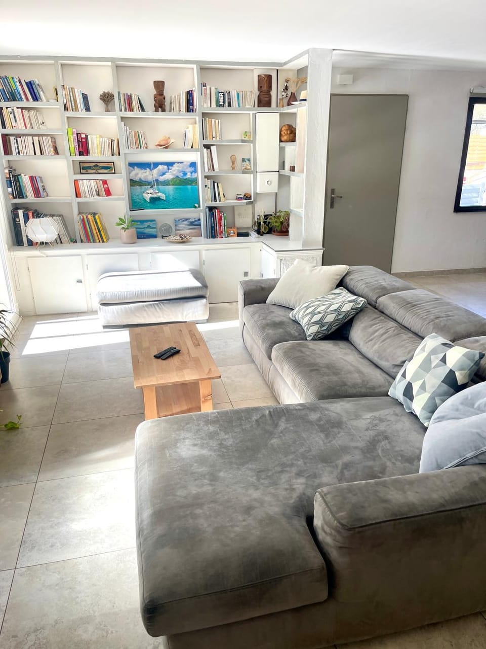 Library, TV and multimedia, Living room