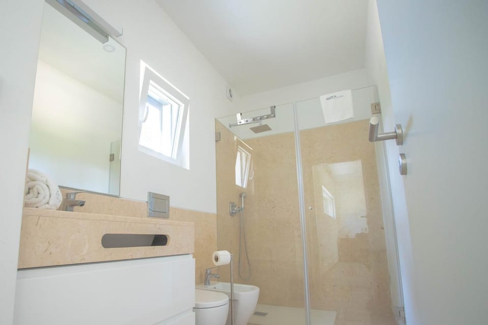 Bathroom, Living room
