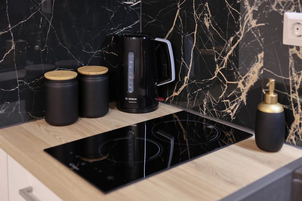 Coffee/tea facilities, Kitchen or kitchenette