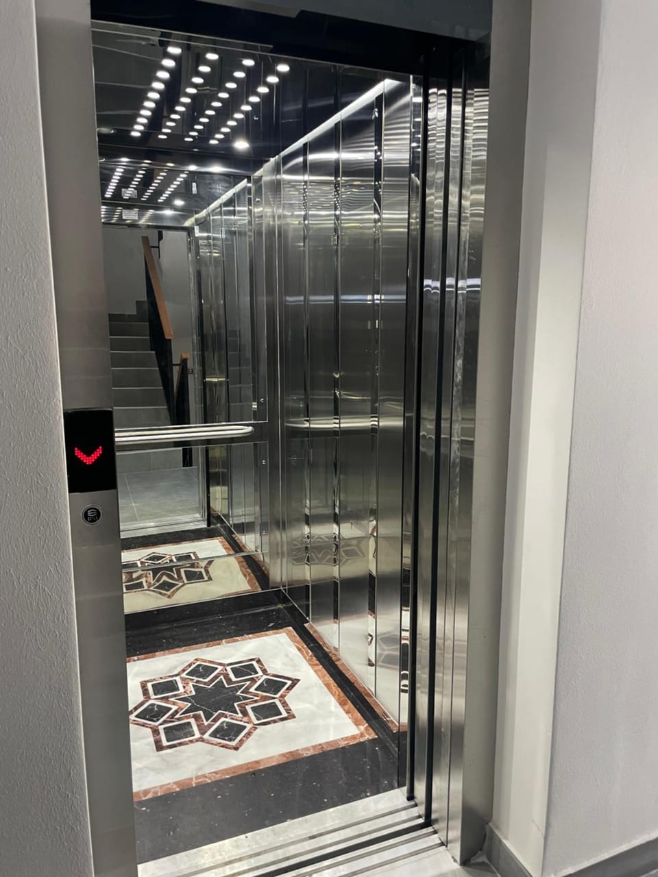 elevator