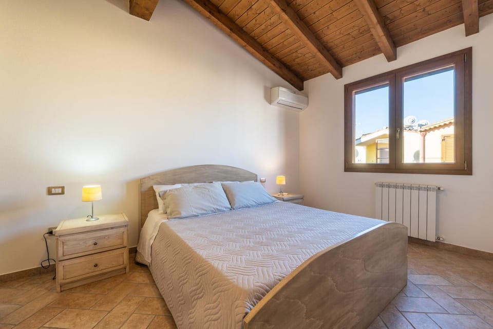 Property building, Living room, Bedroom