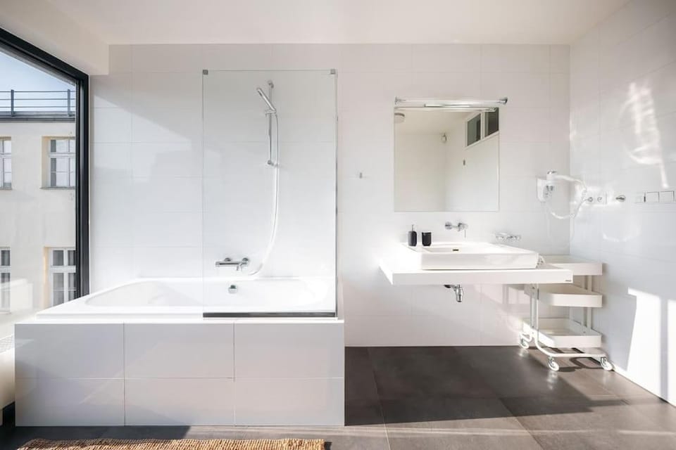 Shower, Bathroom, towels