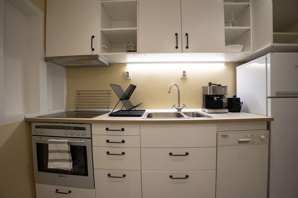 Coffee/tea facilities, Kitchen or kitchenette, dishwasher, pet friendly, stove, toaster