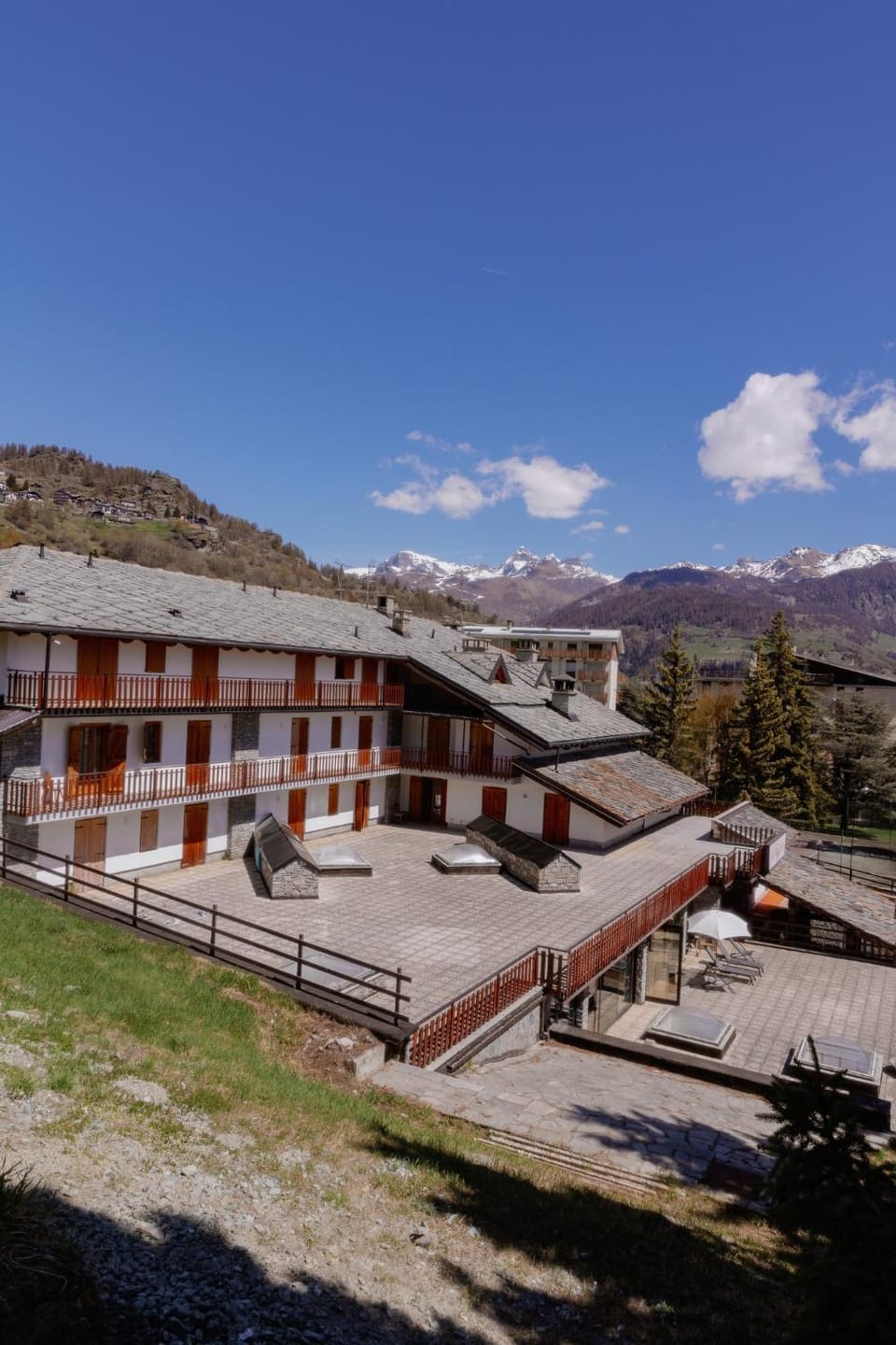 Property building, Day, Natural landscape, Mountain view
