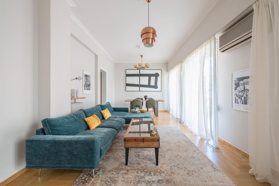 Spacious 2BDs Apt With Acropolis View In Center Apartment in Athens