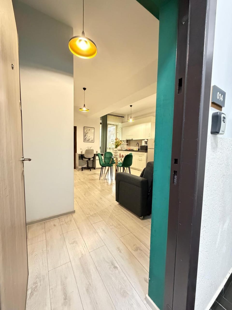Kitchen or kitchenette, Living room, Seating area