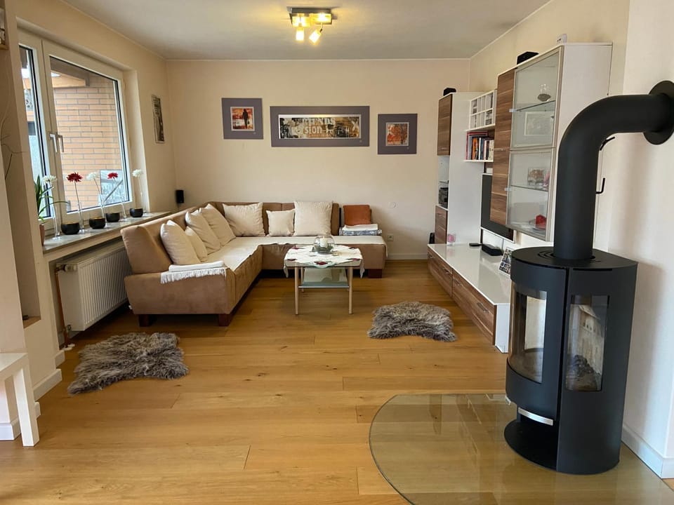 Living room, Seating area, pet friendly