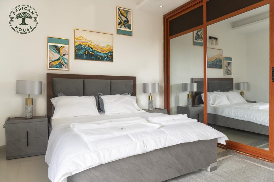Bathroom, Balcony/Terrace, Balcony/Terrace, Bedroom