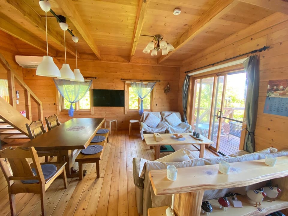 Living room, Diving