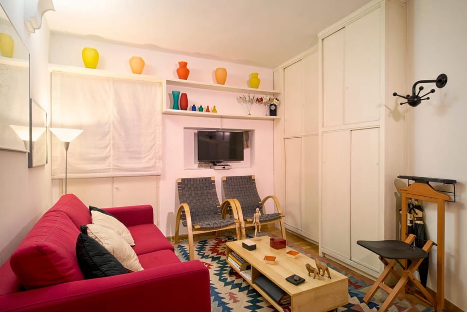 Communal lounge/ TV room, Living room