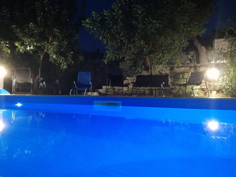 Night, Swimming pool