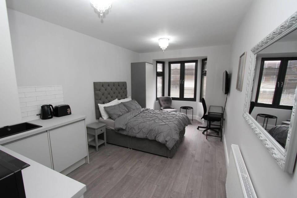 Kitchen or kitchenette, Photo of the whole room, Bedroom