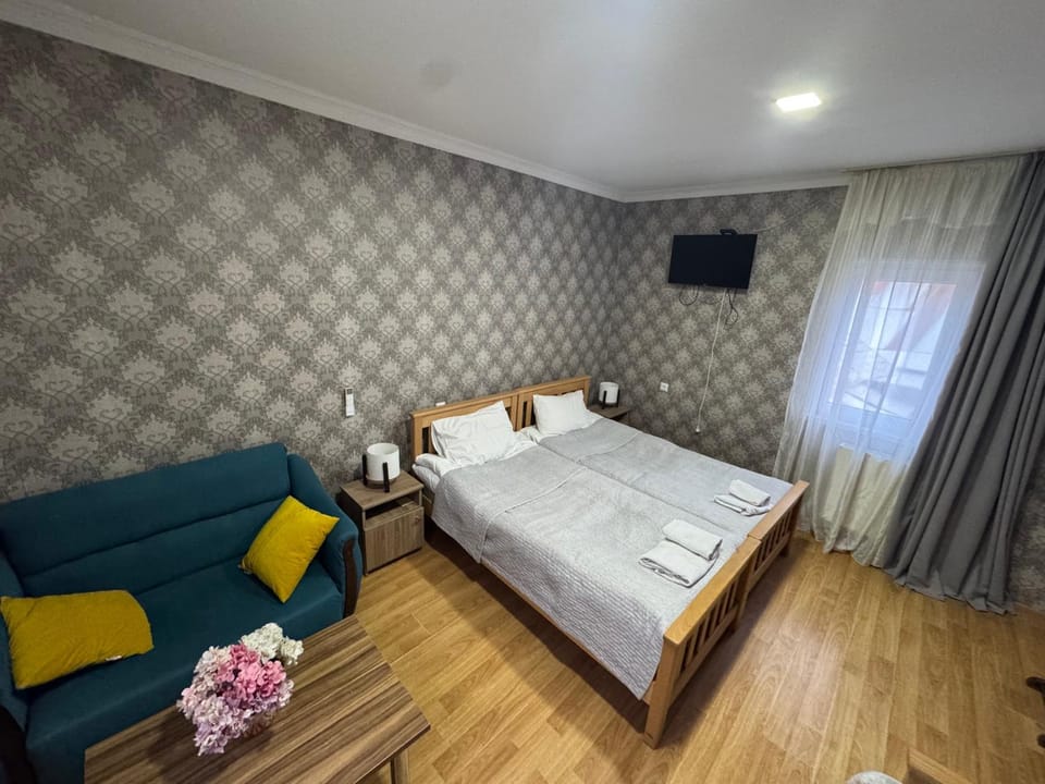 Bed, Living room, Bedroom