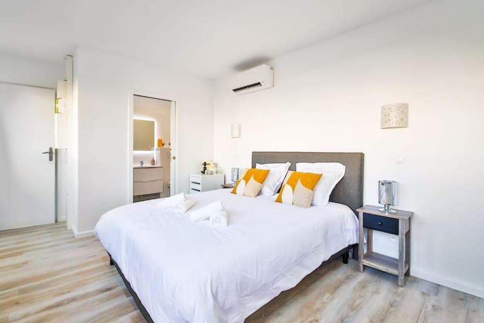 Studio Design Près du Metro Apartment in Montrouge