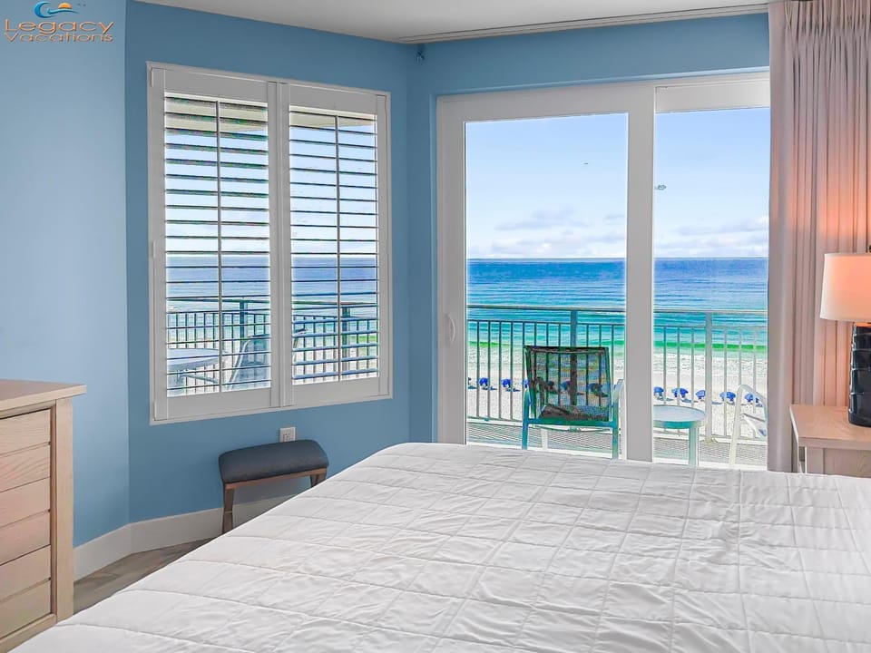 blu #606 Luxury 2 Bd Beachfront Condo Apartment in Okaloosa Island