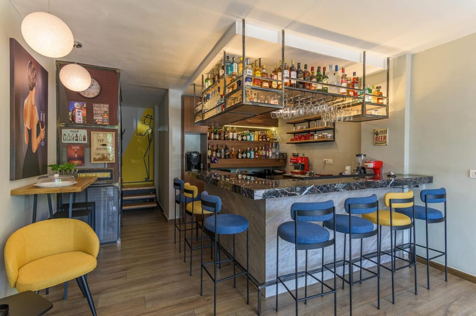 Lounge or bar