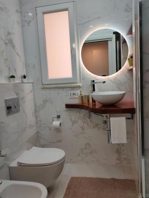 Lovely independent mini apartment central Cagliari Apartment in Cagliari