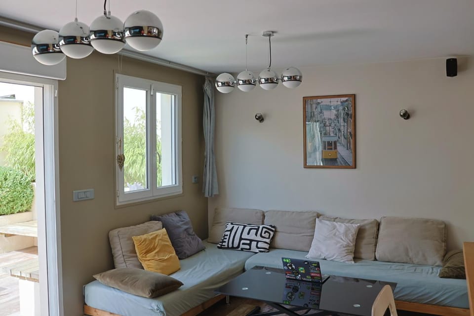 Communal lounge/ TV room, Seating area