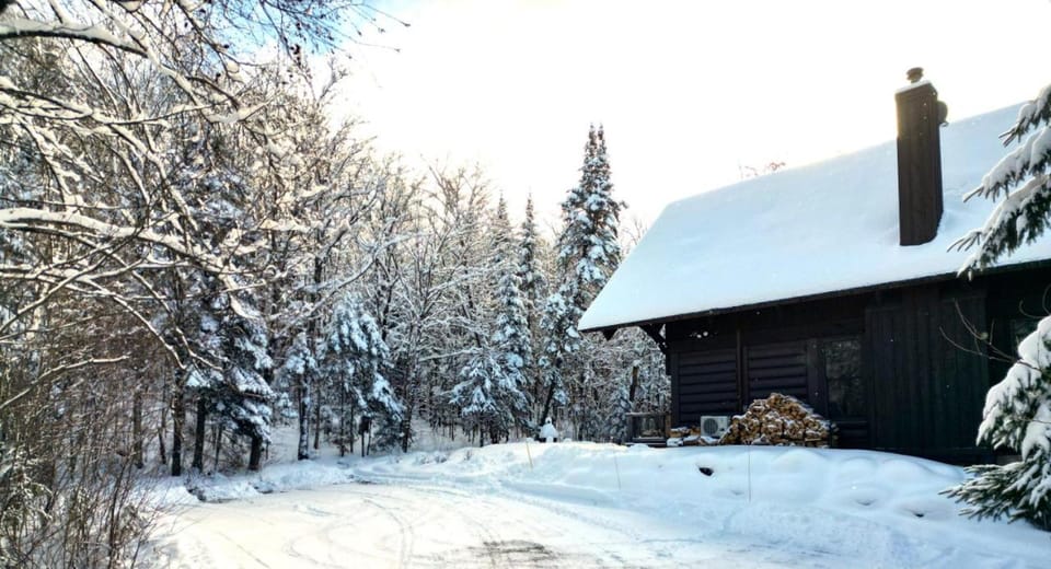 Nature and Relaxation await for you at Eko Chalet 59 Chalet in Ontario
