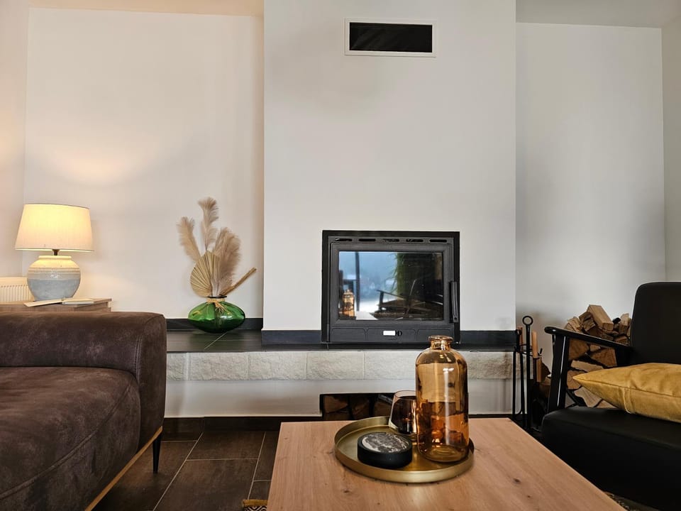 Living room, Seating area, flat iron