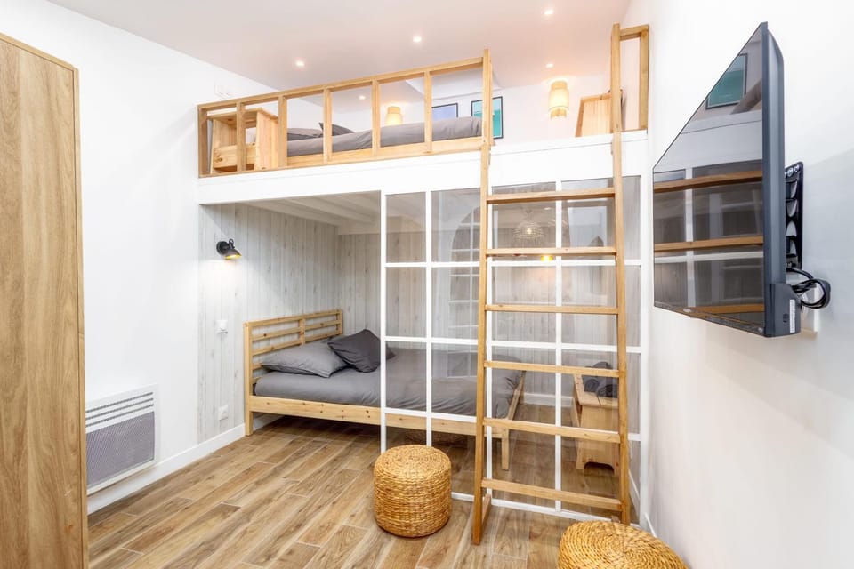 Bed, Bedroom, bunk bed