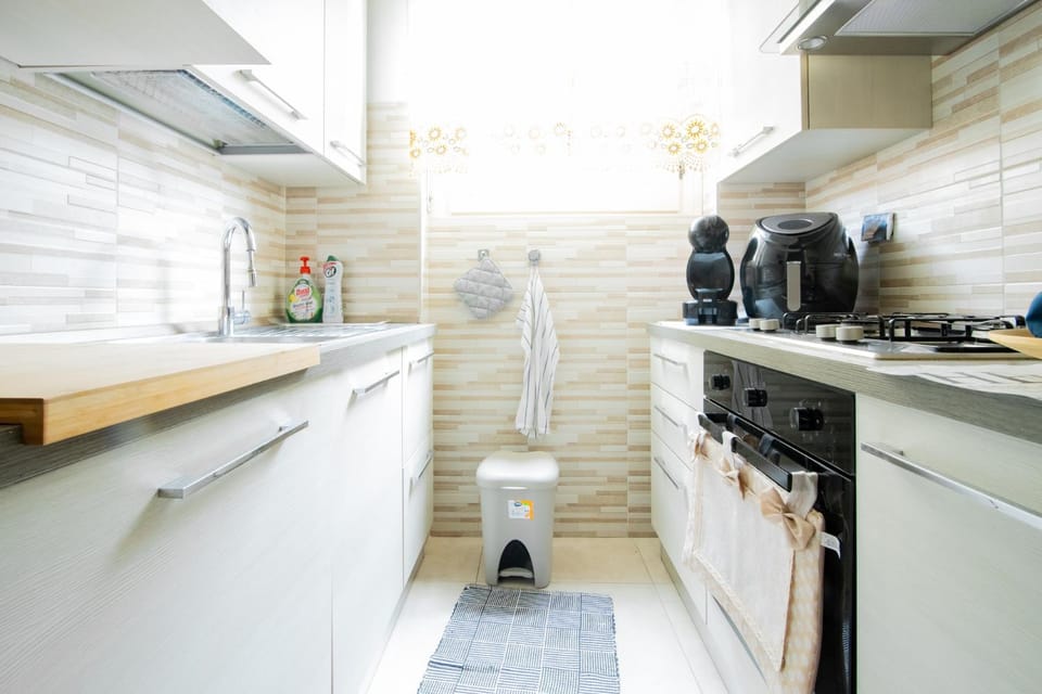 [Reni House]-Bright apartment+free park Apartment in Turin