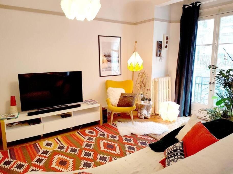 TV and multimedia, Living room, Seating area