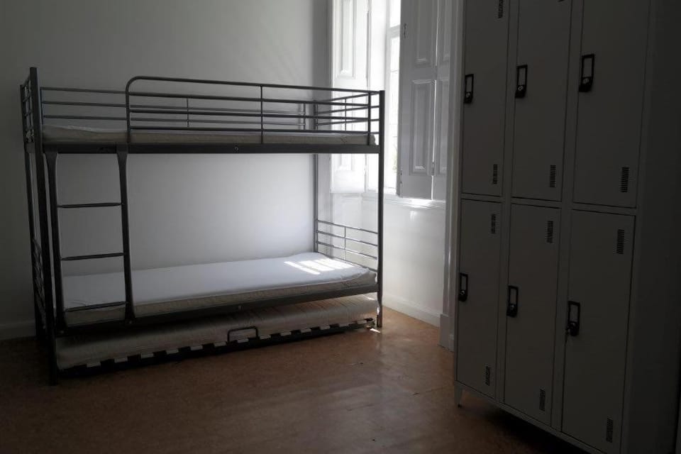 bunk bed