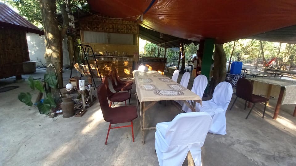 Property building, Patio, Restaurant/places to eat, Day, Natural landscape, Garden, Lobby or reception, Lounge or bar, Banquet/Function facilities, Seating area, Dining area, Garden view, Garden view, Inner courtyard view