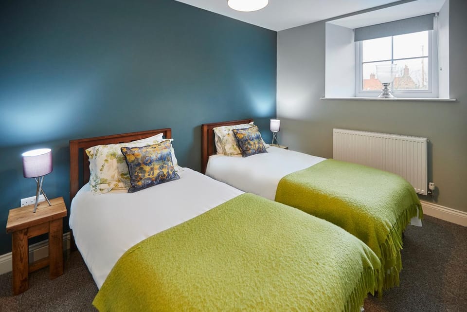 Bed, Bedroom, internet