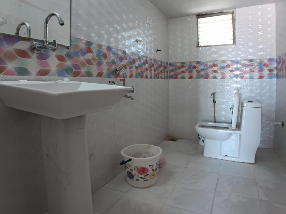 Toilet, Bathroom