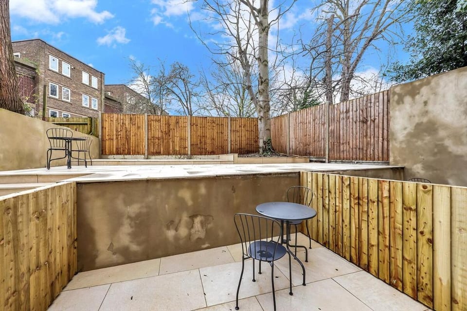 Hilldrop Apartments Short Term Rental & Flexible Renting Islington with Free WiFi, Parking & Garden Apartment in London Borough of Islington