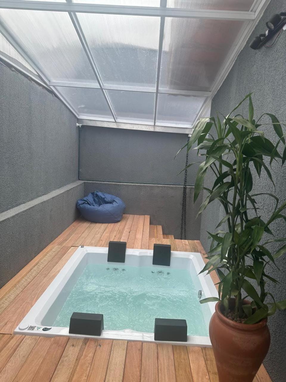 Hot Tub, Balcony/Terrace
