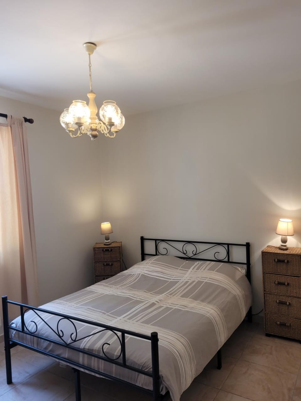 Maison indépendante en lisière de garrigue House in Occitanie