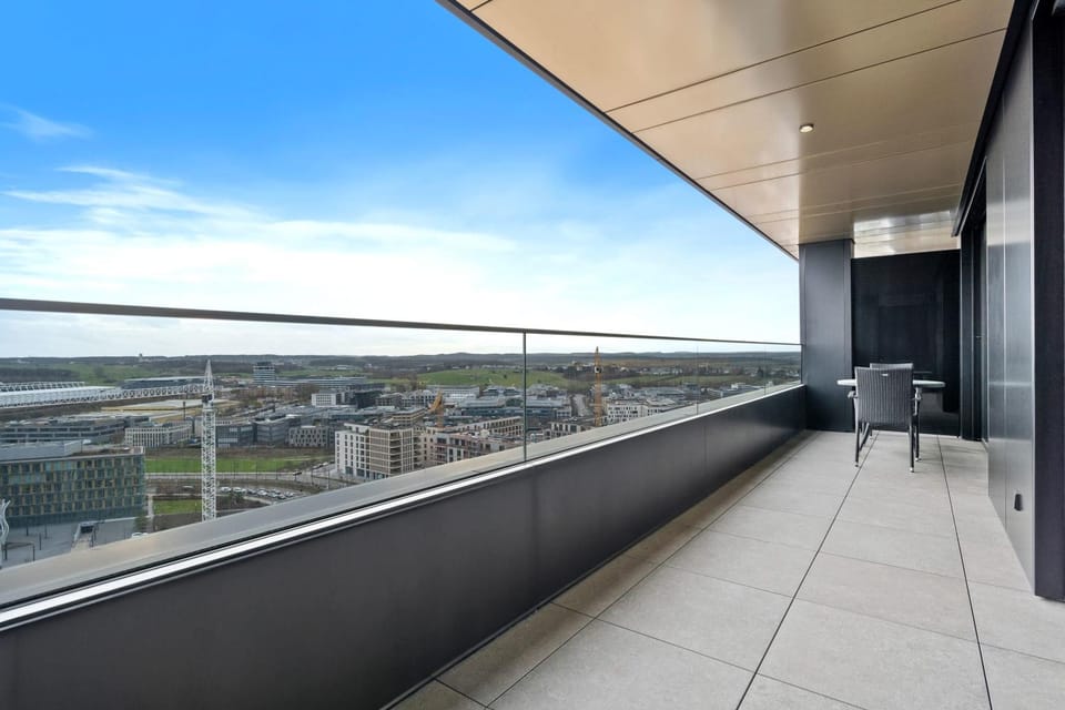 Day, View (from property/room), Balcony/Terrace, City view