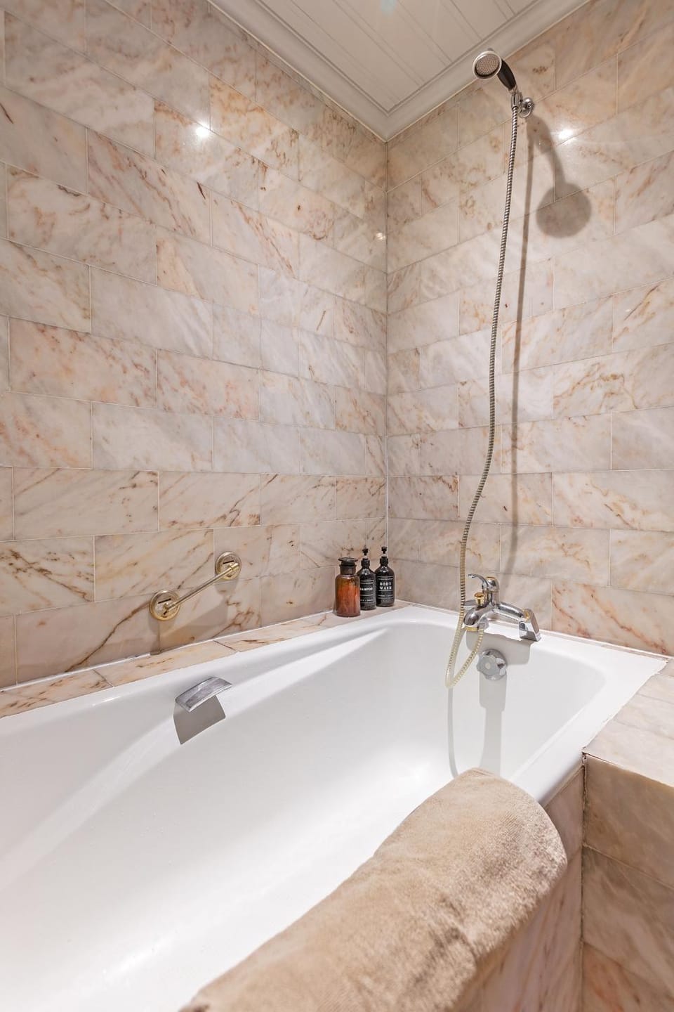 Arc de triomphe studio charme authentique Apartment in Paris