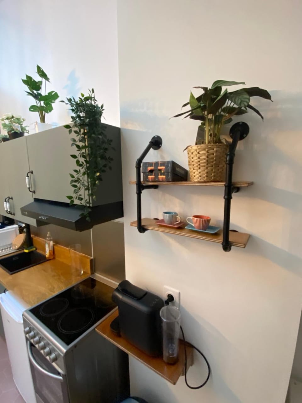 Coffee/tea facilities, Kitchen or kitchenette, Food