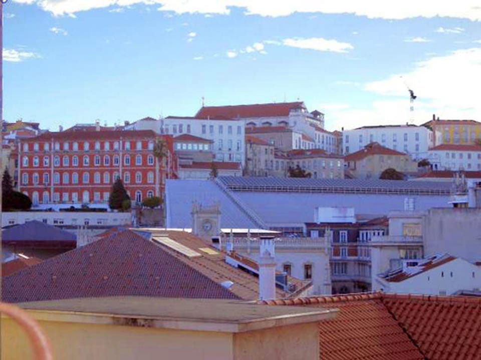 Day, Neighbourhood, City view, Street view