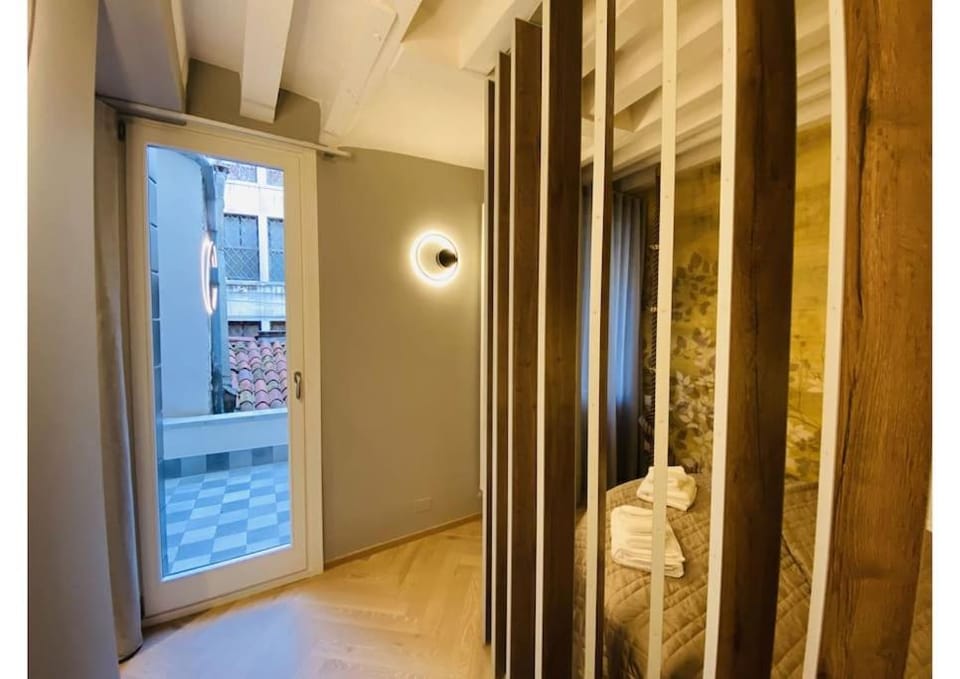 Sweet Time Venice, Luxury San Marco Frezzaria apt! Apartment in San Marco