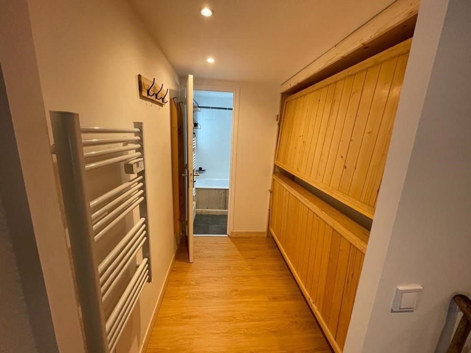 Studio rénové avec Balcon, Pieds des pistes, WIFI - FR-1-502-552 Apartment in Tignes